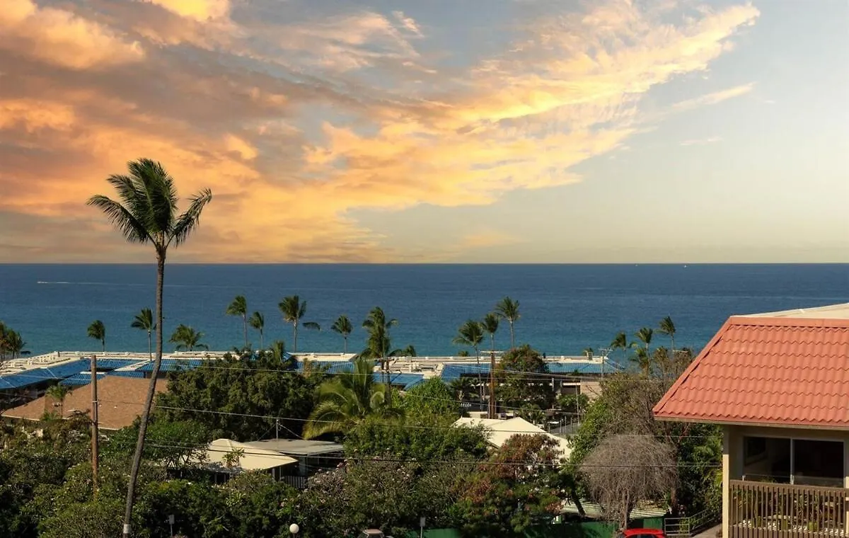 Kailani Kona-Ocean View, Top Floor Downtown W Pool كايلو كونا